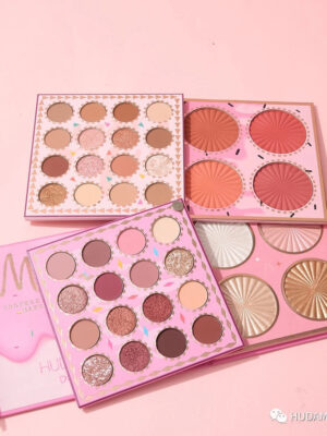 Huda Moji Delicious Eye Shadow Dairy Paletter