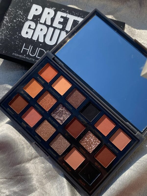 Huda Moji Pretty Grunge Eye Shadow Palette - Image 2