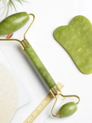 Facial Beauty - Pack Of Jade Face Roller & Gua Sha